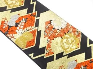 アンティーク　松皮菱に菊・桐模様織り出し袋帯（着用可）